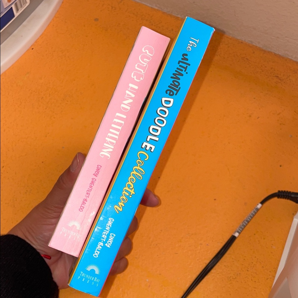 Colorful Doodle and Lettering Books - Picture 3 of 3